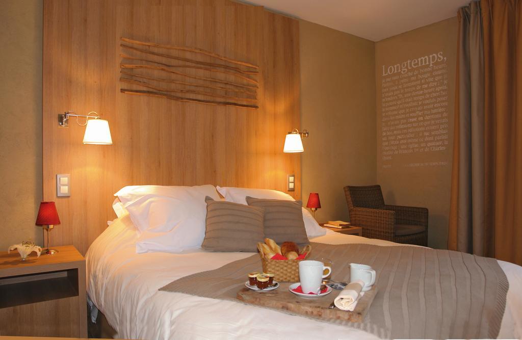 Ibis Styles Cholet Hotel Bagian luar foto