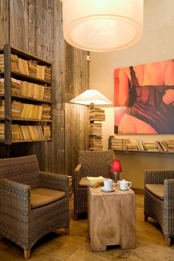 Ibis Styles Cholet Hotel Bagian luar foto